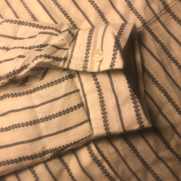 Button down top - Picture 3 of 6